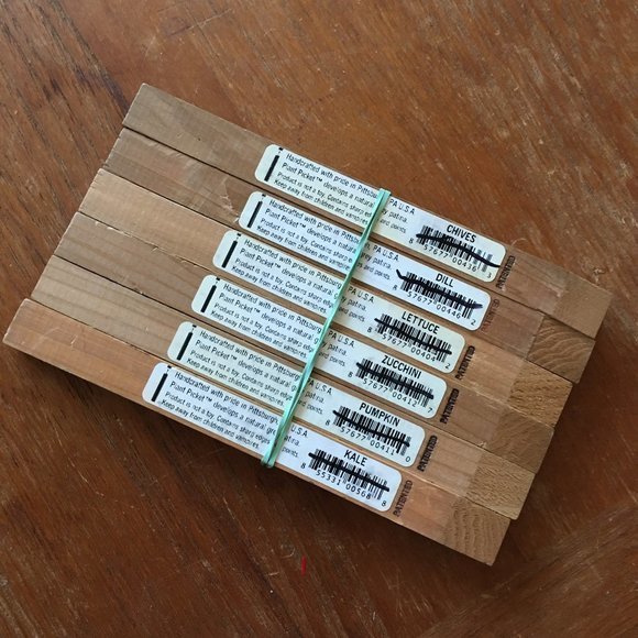 NWT Set 6 Sustainable Wood Garden Markers - Picture 3 of 4